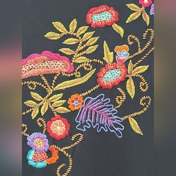 CAITE Anthropologie Black w/ Floral Embroidered Tunic Top, Ruffled Hemline | M - Picture 7 of 8